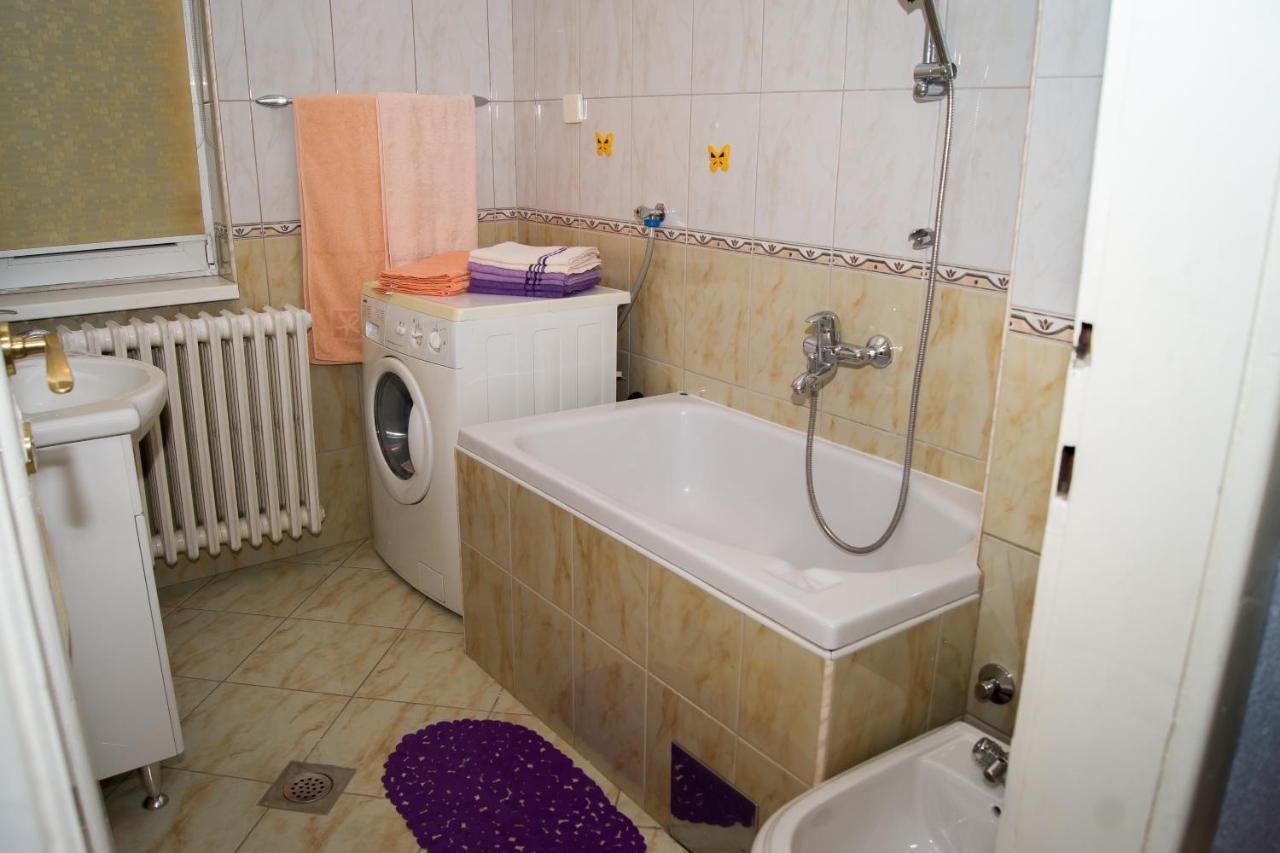 Апартаменты Trosoban Stan U Zenici Зеница Экстерьер фото